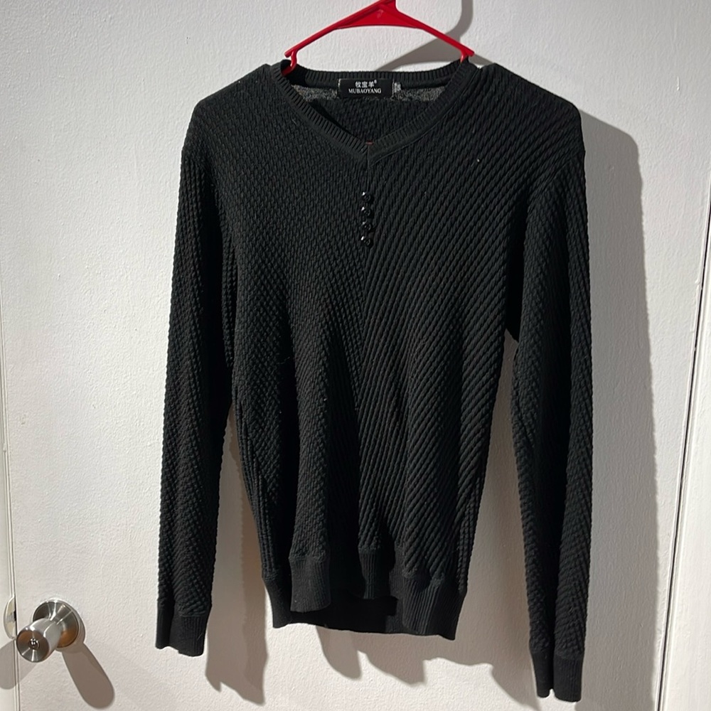 Men’s long sleeve shirt